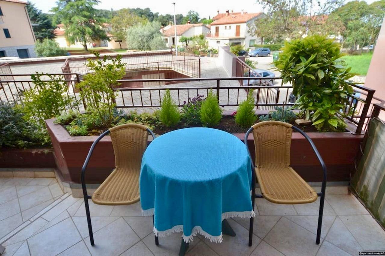 Apartment Dana Rovigno Esterno foto